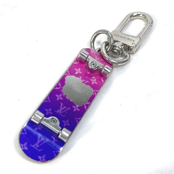 LOUIS VUITTON skateboard Bijoux Sac Skateboard Bag Charm Key Holder - Picture 5 of 9